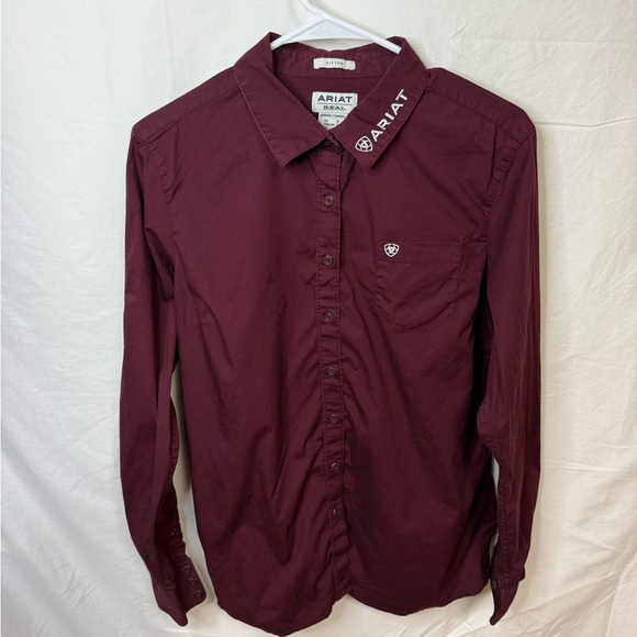 Ariat Men's Deep Burgundy Button Down Shirt - Picture 1 of 5
